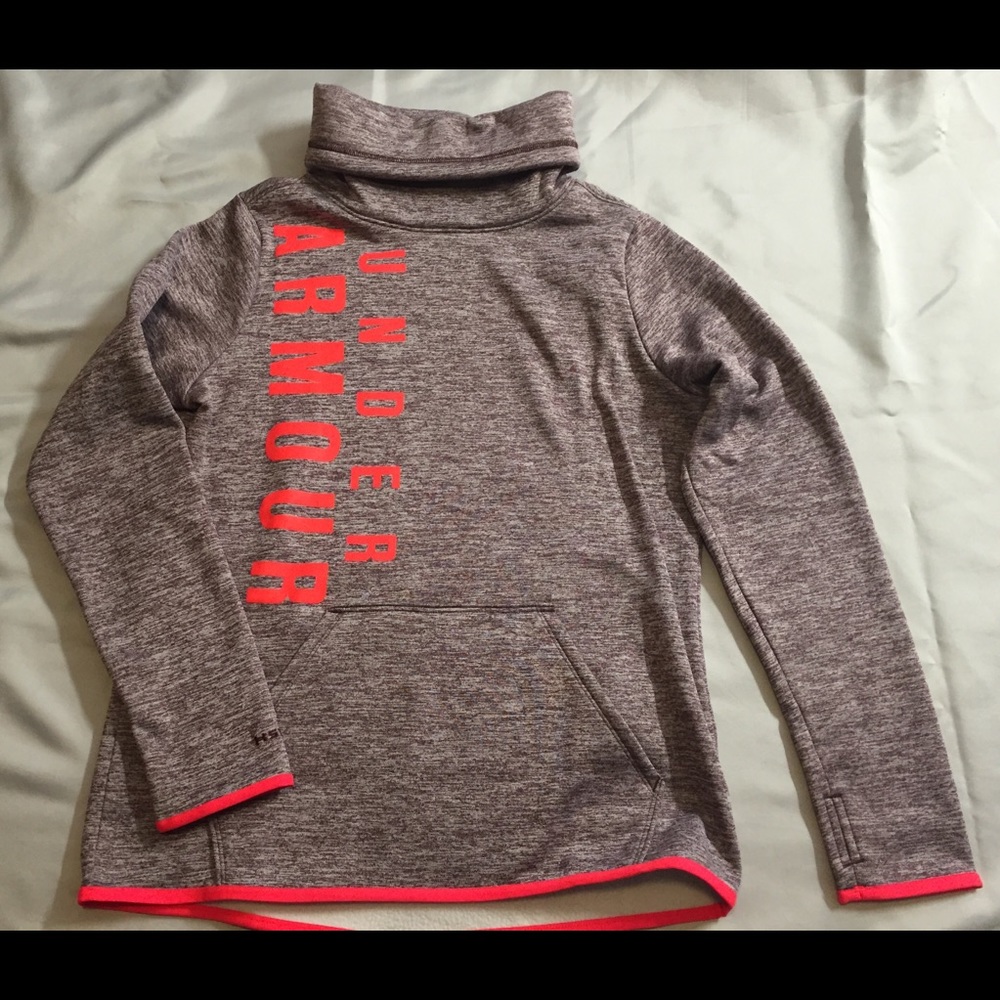 Women’s UA hoodie